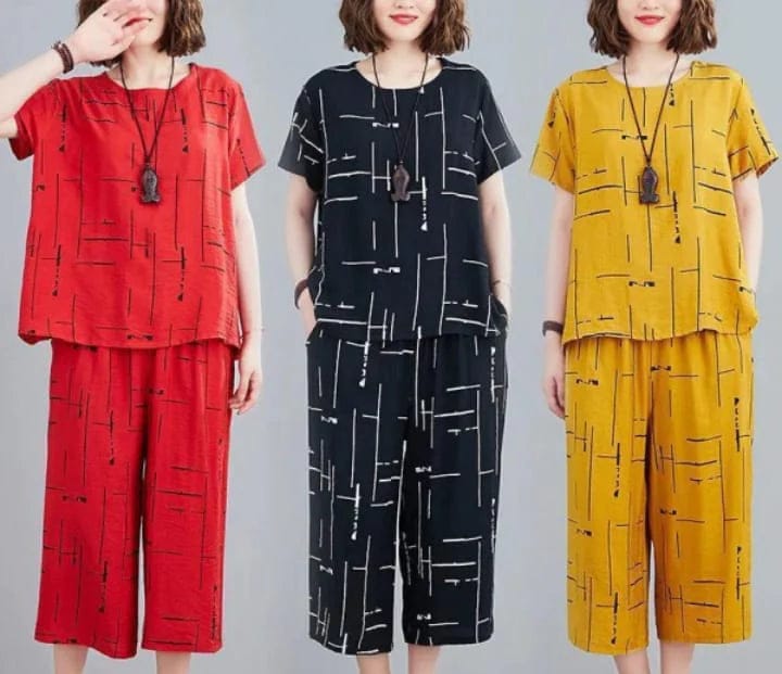 WOMEN HALF SLEEVES PRINTED CAPRI SET CH-1001 Shopcify